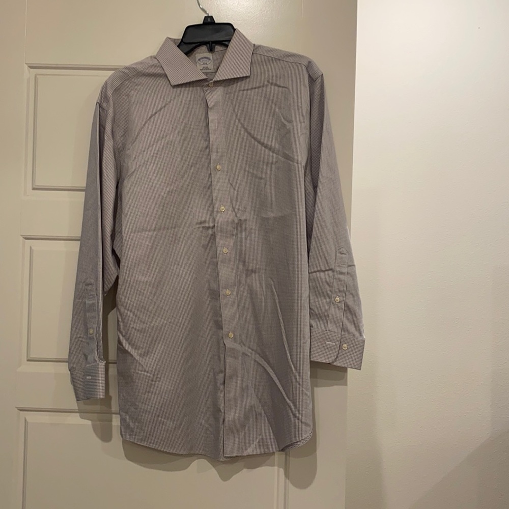 Men’s Brooks Brothers dress shirt